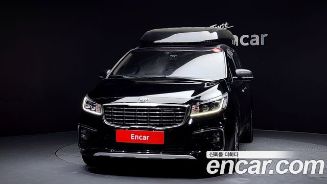 Kia Carnival 2018 thumb 4