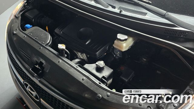 Hyundai Starex 2015 thumb 6