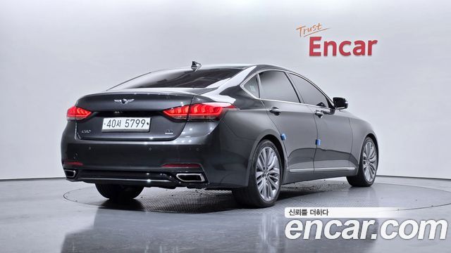 Genesis G80 2018 thumb 3
