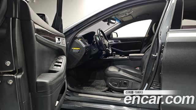Genesis G80 2018 thumb 10