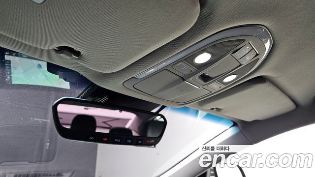 Genesis G80 2018 thumb 11
