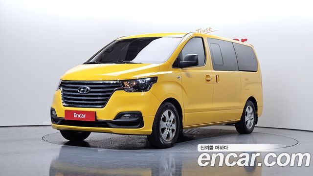 Hyundai Starex 2019 thumb 2