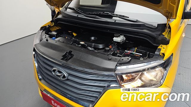 Hyundai Starex 2019 thumb 6