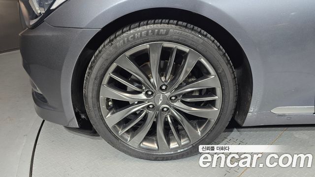 Hyundai Genesis 2015 thumb 6