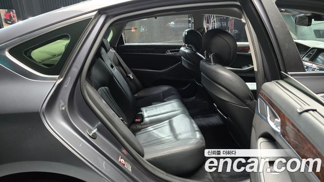 Hyundai Genesis 2015 thumb 12
