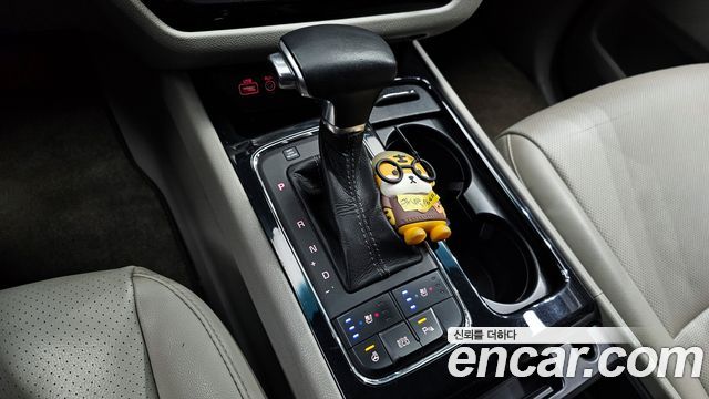 Kia Carnival 2016 thumb 9
