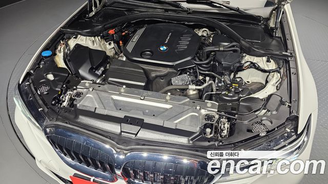 BMW 3 серии 2019 thumb 7