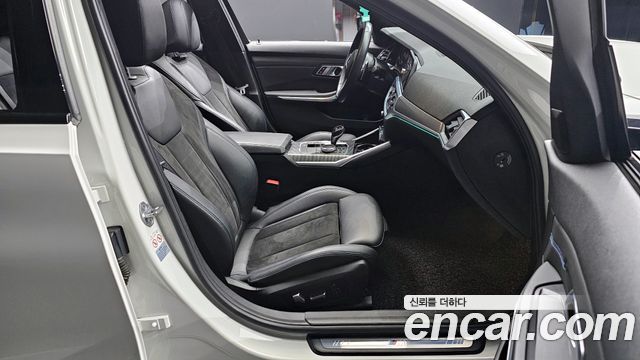 BMW 3 серии 2019 thumb 11
