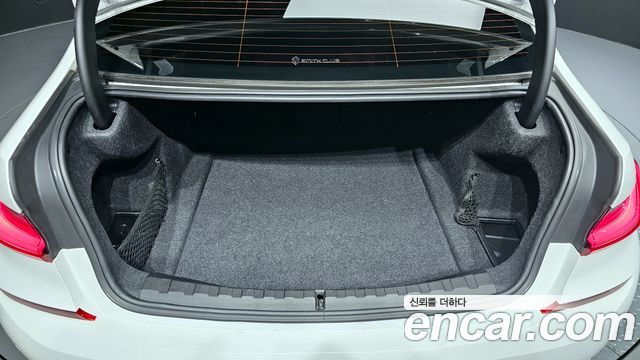 BMW 3 серии 2019 thumb 12