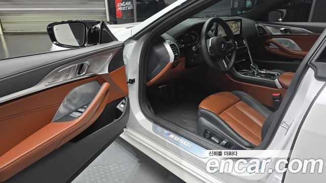 BMW 8 серии 2025 thumb 12