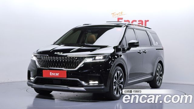 Kia Carnival 2023 thumb 2