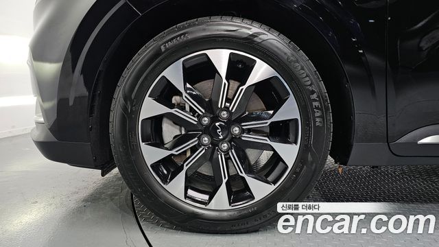 Kia Carnival 2023 thumb 6