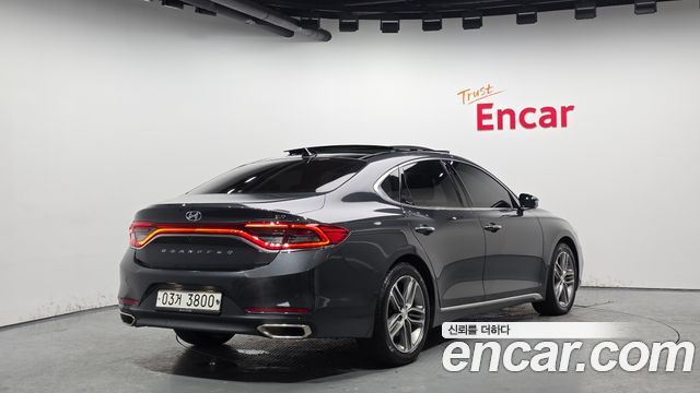 Hyundai Grandeur 2019 thumb 3