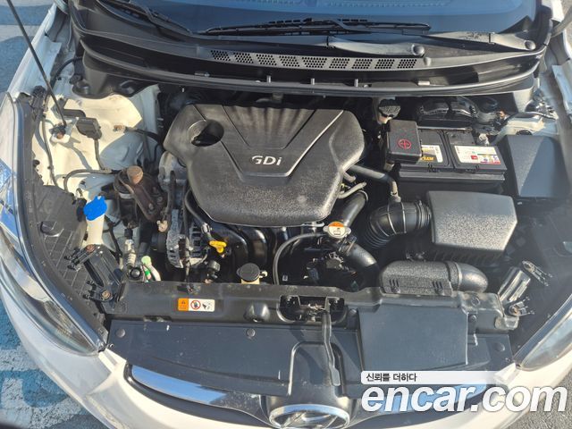Hyundai Avante 2012 thumb 6
