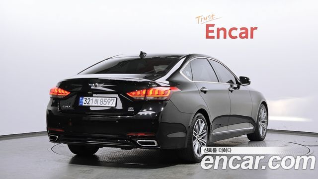Genesis G80 2017 thumb 3