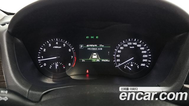 Genesis G80 2017 thumb 9