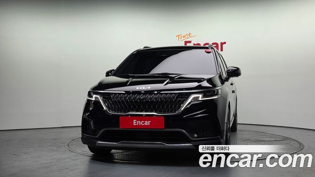 Kia Carnival 2023 thumb 4