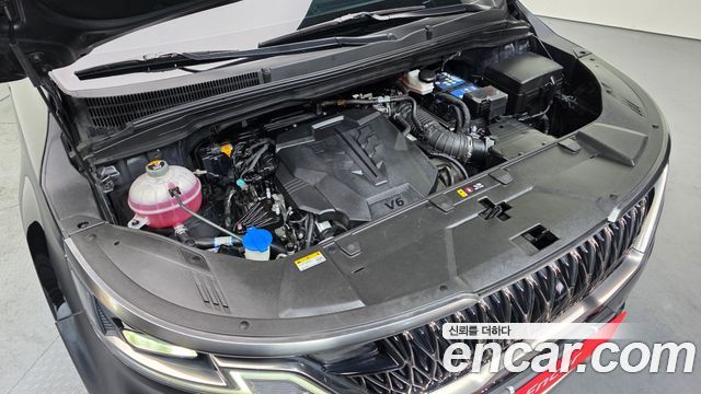Kia Carnival 2023 thumb 6