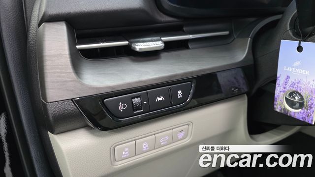 Kia Carnival 2023 thumb 12