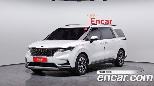 Kia Carnival 2021 thumb 2