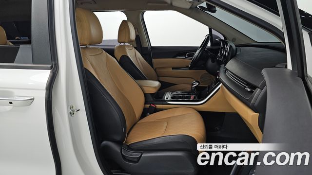 Kia Carnival 2021 thumb 11