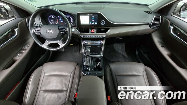 Hyundai Grandeur 2016 thumb 8
