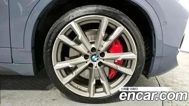 BMW X2 2022 thumb 5