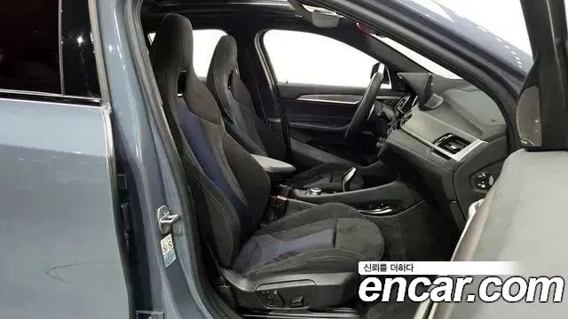 BMW X2 2022 thumb 10