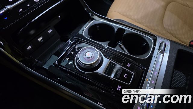 Kia Carnival 2023 thumb 9