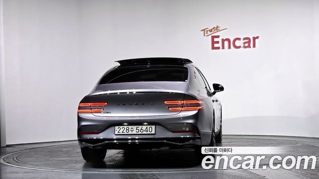 Genesis G80 2024 thumb 5