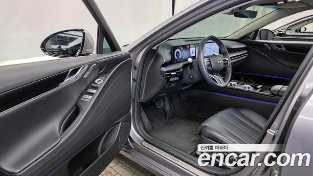 Genesis G80 2024 thumb 11