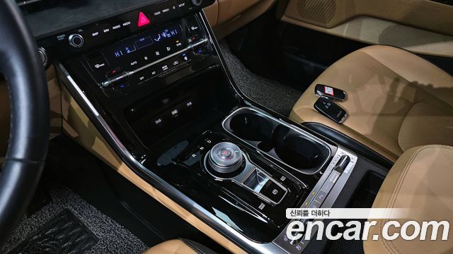 Kia Carnival 2023 thumb 10