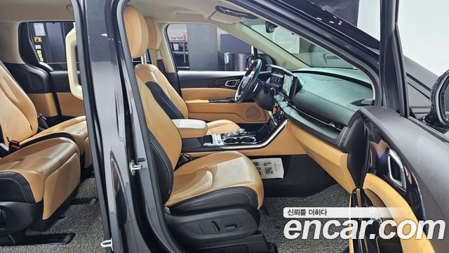Kia Carnival 2023 thumb 11