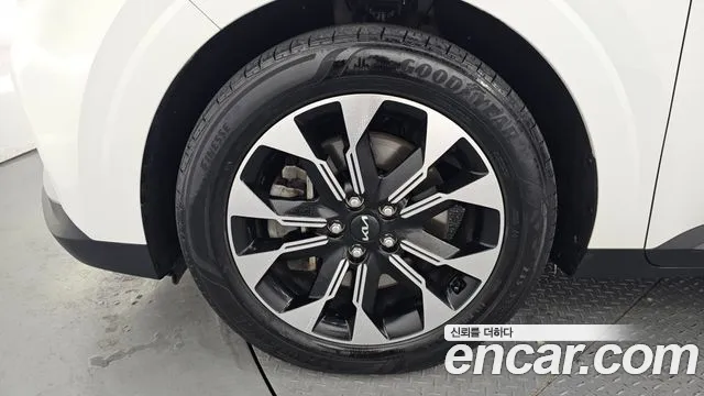 Kia Carnival 2021 thumb 6