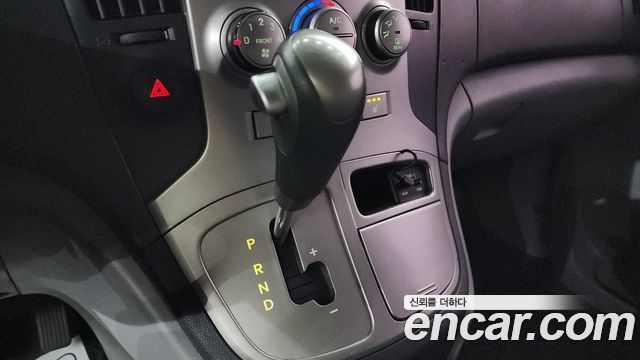 Hyundai Starex 2014 thumb 10