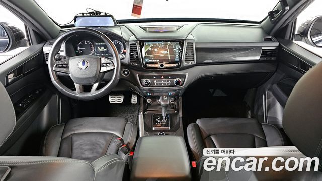SsangYong Rexton 2020 thumb 8