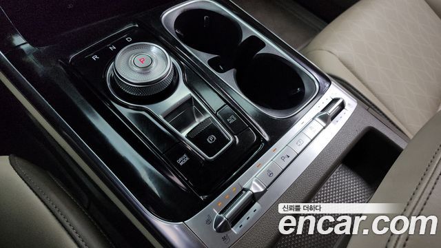 Kia Carnival 2020 thumb 9