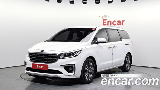 Kia Carnival 2019 thumb 2