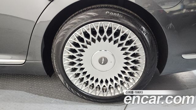Genesis G90 2019 thumb 6