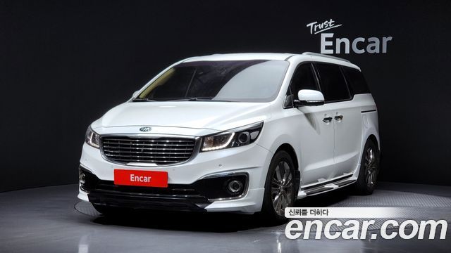 Kia Carnival 2015 thumb 2