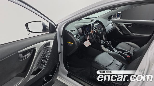 Hyundai Avante 2014 thumb 12