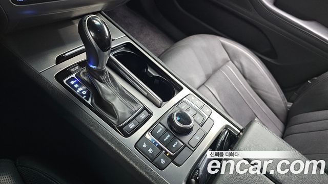 Hyundai Genesis 2014 thumb 9