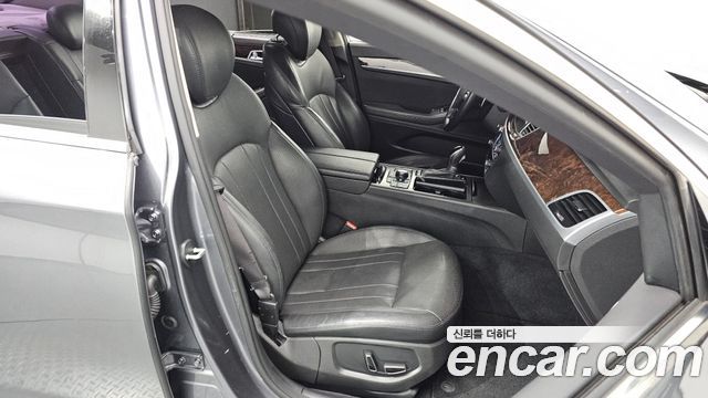 Hyundai Genesis 2014 thumb 10