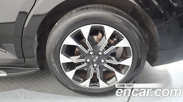 Kia Carnival 2021 thumb 5