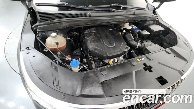 Kia Carnival 2021 thumb 6