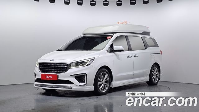 Kia Carnival 2019 thumb 2