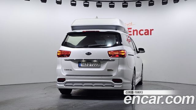 Kia Carnival 2019 thumb 5