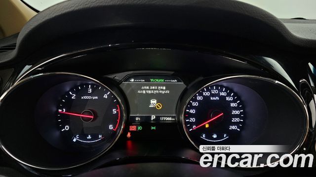 Kia Carnival 2019 thumb 8