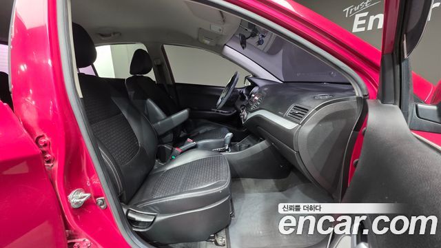 Kia Morning 2015 thumb 10