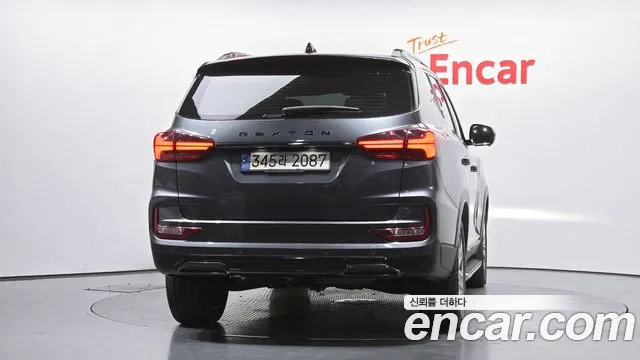 SsangYong Rexton 2023 thumb 5